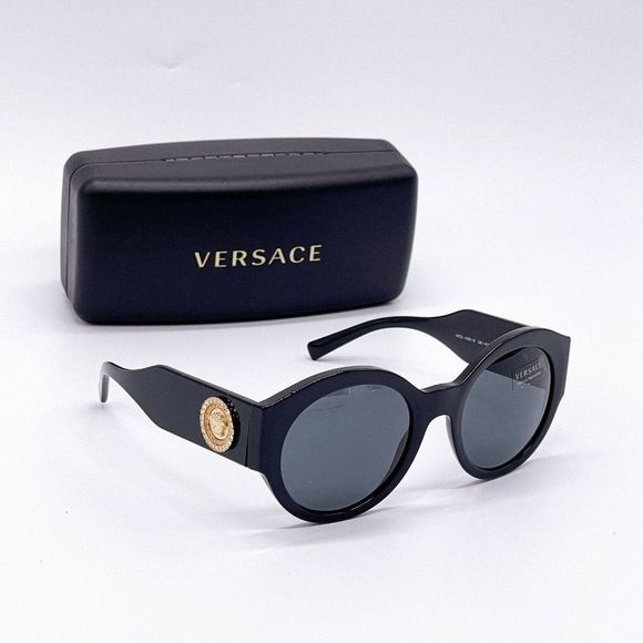 New Versace Women's Black Acetate Sunglasses - Picture 2 of 8